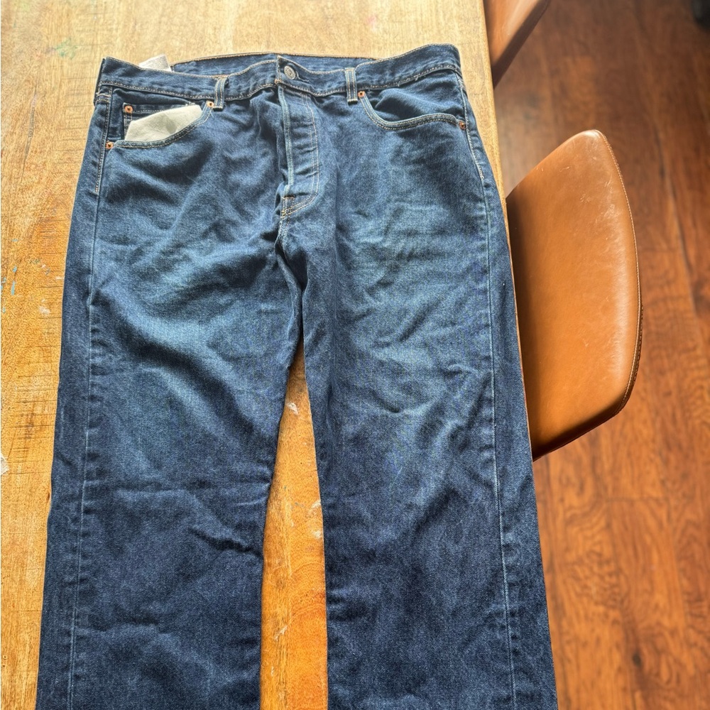 501 Levi's size 38x32